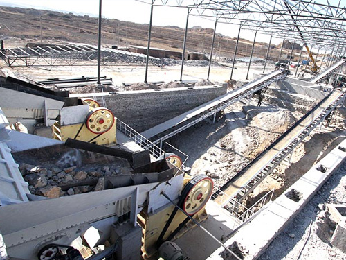 半岛在线登录入口网址:塑料收回厂必看：单轴双轴撕碎机适用场景与避坑攻略